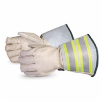 5-Finger Winter Lineman Glove c/w 6" Cuff Water Repellent Size Medium